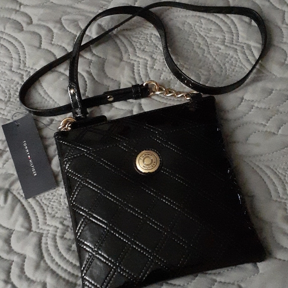 Tommy Hilfiger Handbags - NWT Tommy Hilfiger bag